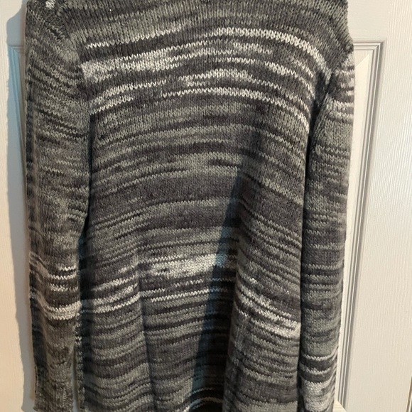 Gray Lane Bryant Sweater Size 10/12 - Picture 2 of 3